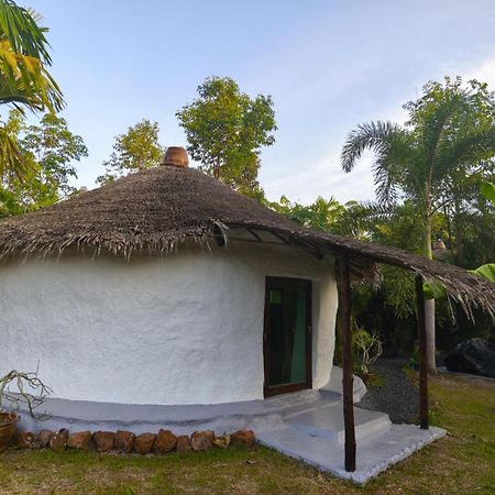 Baan Farang Homestay Phra Saeng Ban Nam Dam Exteriér fotografie