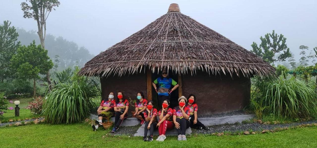 Baan Farang Homestay Phra Saeng Ban Nam Dam Exteriér fotografie